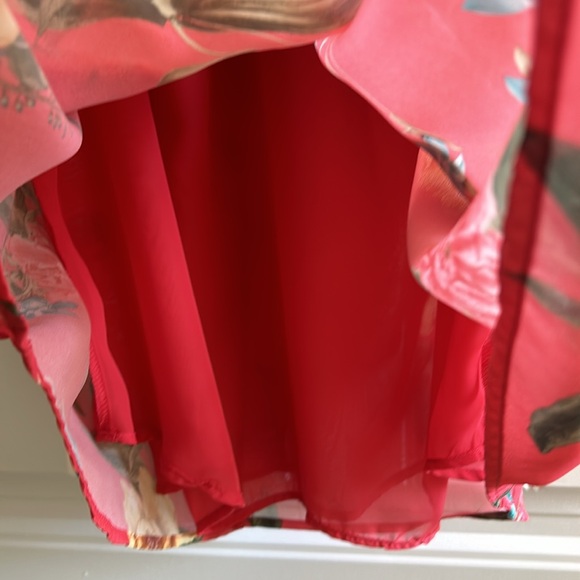 NEW STUNNING Deep Cold Shoulder Floral Blouse - Picture 9 of 15